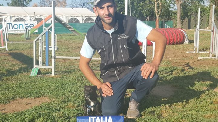 L’addestratore cinofilo ghilarzese Simone Sanna in partenza per i mondiali con la nazionale meticci