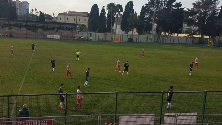 Calcio 1a Categoria C. Il  Borore non molla la vetta ed espugna il campo dell’ Oristanese