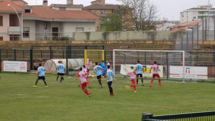 Calcio Promozione B. Tharros la vittoria del coraggio: saracinesca Mele para un rigore e Pibiri stende l’Ilva