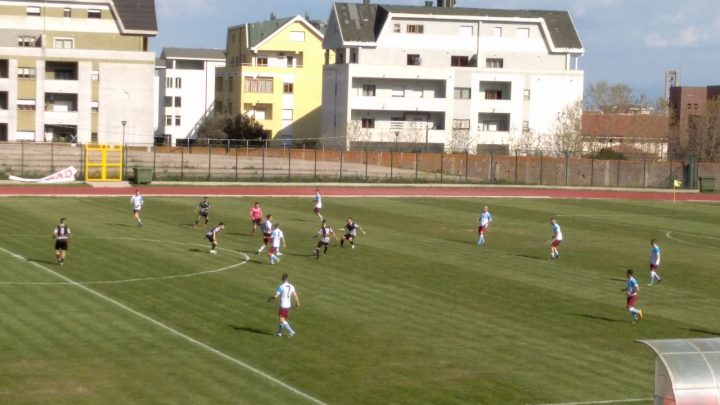 Calcio Promozione B. Uno stratosferico Giorgio Ferraro sigla una tripletta e la Macomerese batte l’Ossese per 4 – 2