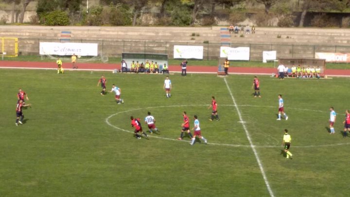 Calcio Promozione B. La Macomerese sconfitta pesantemente a Porto Torres