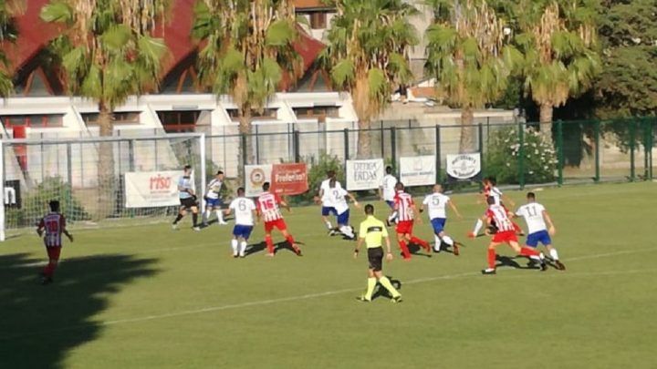 Calcio 1A categoria B. La Tharros ne prende quattro dalla Villacidrese