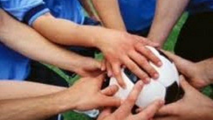 Calcio Giovanile. Macomer e Ghilarza Juniores unite in un abbraccio