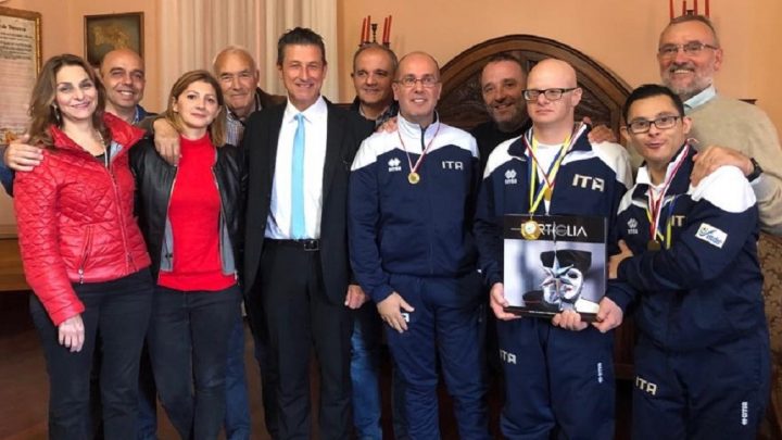 Basket Paralimpico. I campioni del mondo Spiga e Silesu premiati ad Oristano