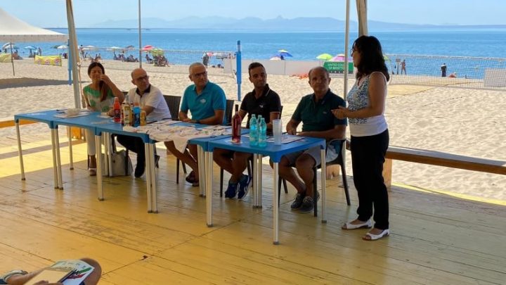 BEACH TENNIS/Presentati stamane a Torre Grande i Campionati Italiani di 3a e 4a cat. Proxienergy in programma da domani a domenica