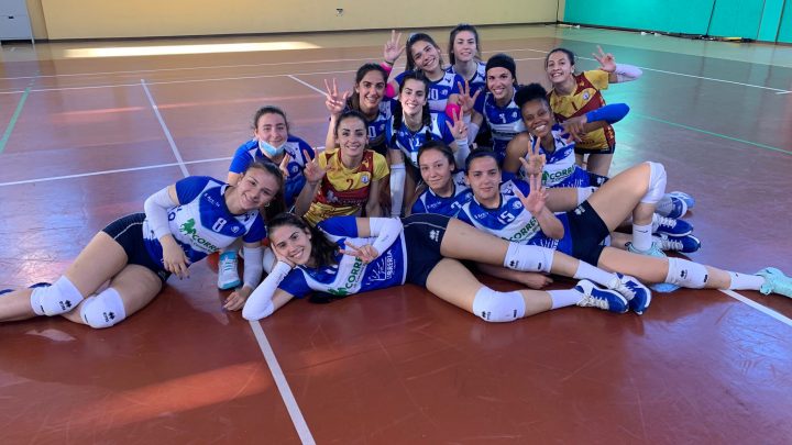 PALLAVOLO SERIE C FEMMINILE / Il Ghilarza soffre, va sotto di due set ma poi riacciuffa e supera al tie break il Portotorres   