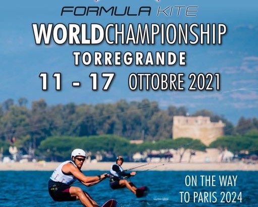 FORMULA KITE / Oristano ospiterà ad ottobre il primo Mondiale con il format che debutterà ai giochi olimpici di Parigi 2024.