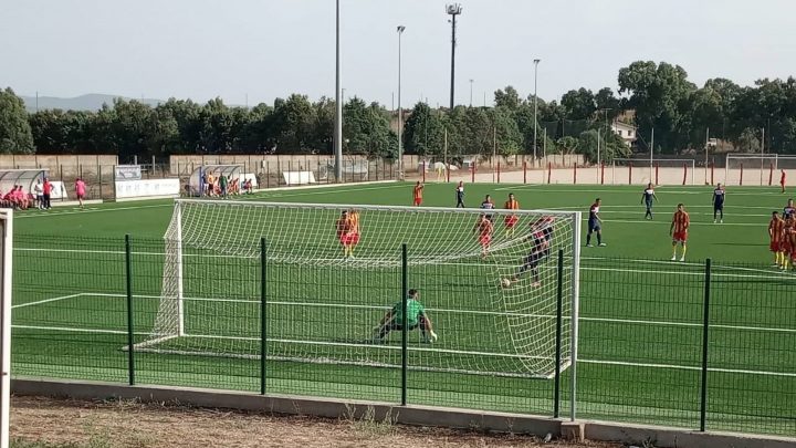 CALCIO ECCELLENZA / Mercoledì tutti in campo per il  4° turno: Giudice arbitra il match clou Taloro-Guspini , Senes a Pozzomaggiore per Bosa- Ghilarza