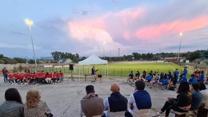 Grande festa ieri al Walter Frau per la presentazione ufficiale dell’ASD Ghilarza calcio e del GSD Volley Ghilarza 2008