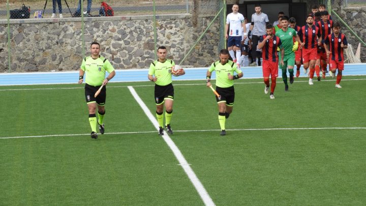 CALCIO ECCELLENZA/ Le terne arbitrali della 9° giornata di andata:  Bogo dirige Castiadas -Ghilarza, Eleonora Pili Taloro- Li Punti