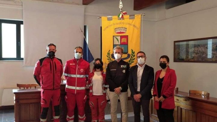 NICO ROSBERG/ La solidarietà “concreta” a Santulussurgiu del pilota che dona 39.000 euro  