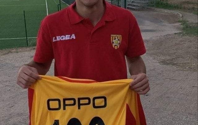 STEFANO OPPO / il giovane centrocampista ghilarzese raggiunge quota 100 presenze in Eccellenza con la maglia guallorossa