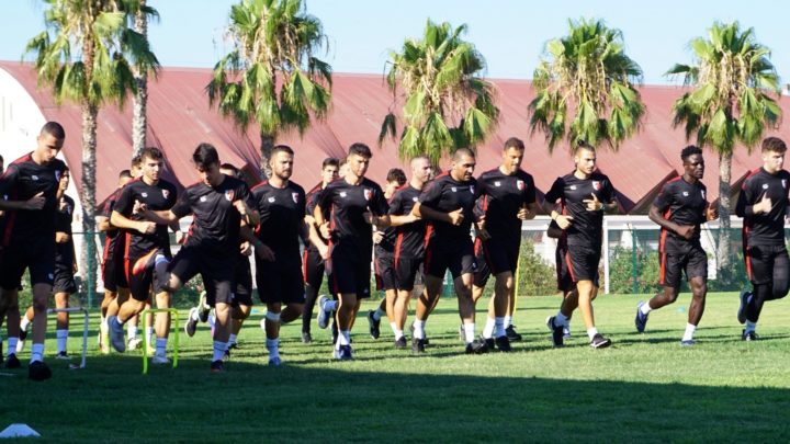 CALCIO COPPA ECCELLENZA / Niente panchina per Murru oggi a Ghilarza: guideranno la Tharros Congiu e Lombardi