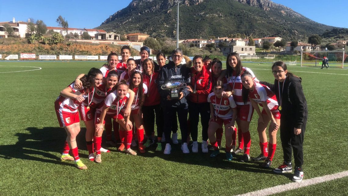 CALCIO FEMMINILE / La Tharros si aggiudica la Coppa Italia : 3-1  al Caprera a Galtellì